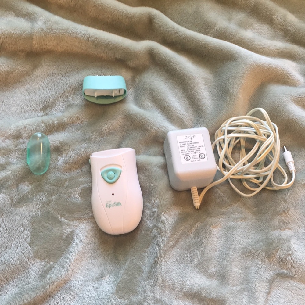 Emjoi Episilk Epilator, motorized tweezer